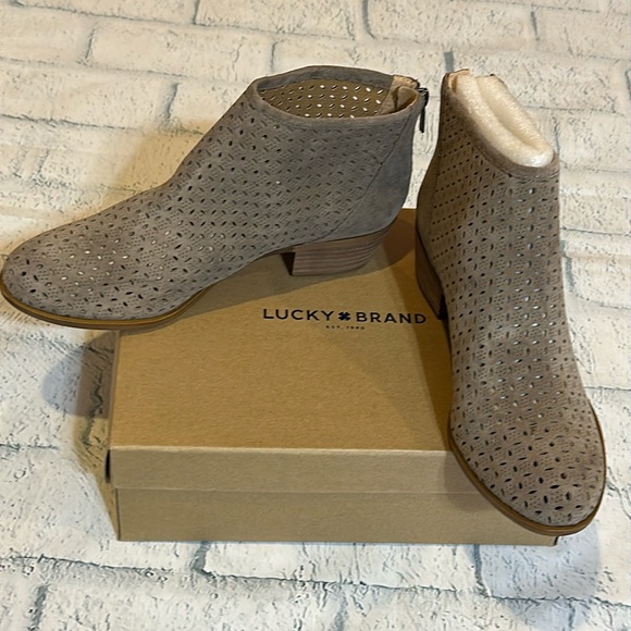 NIB Lucky Brand 🍀 Bootie - Picture 1 of 9